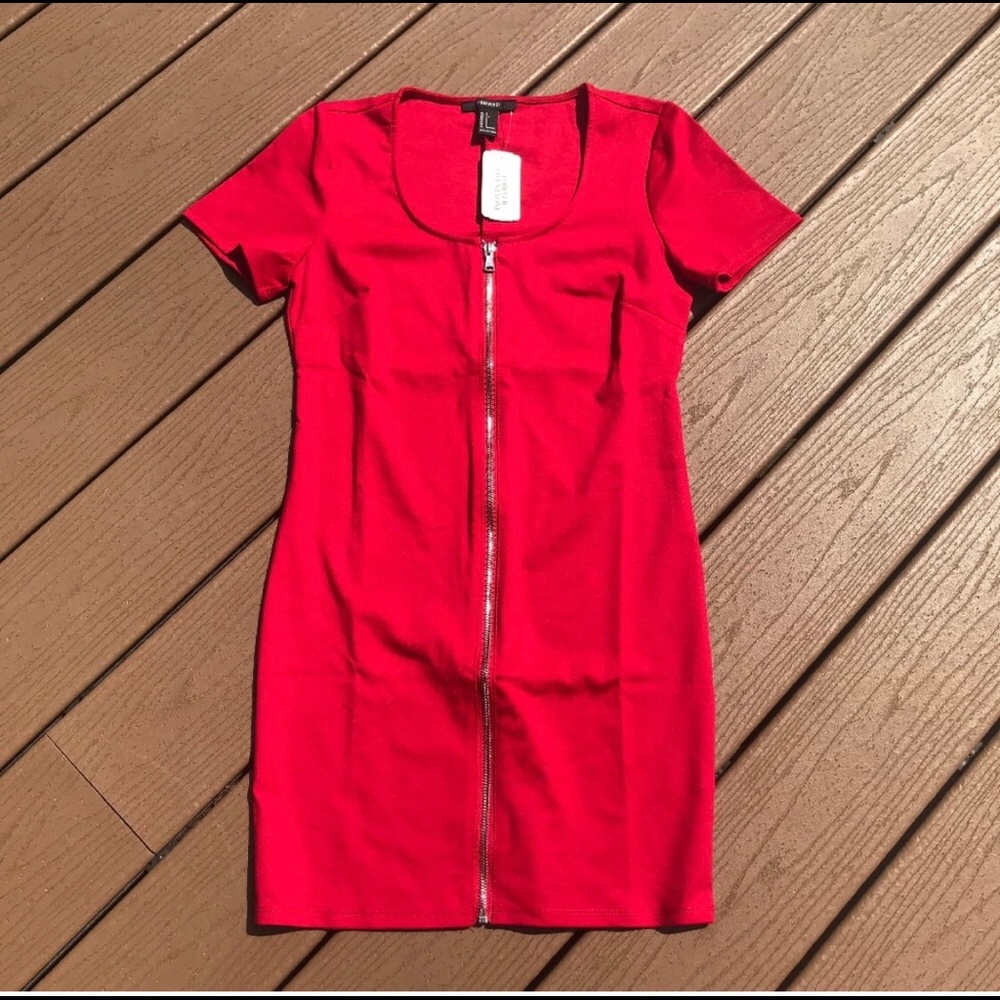Red Zipper body con dress